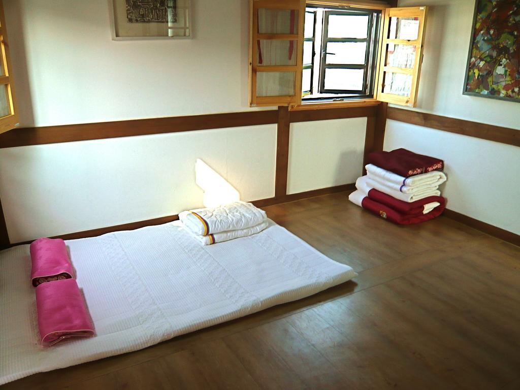 Guesthouse In Picture Чонджу Номер фото